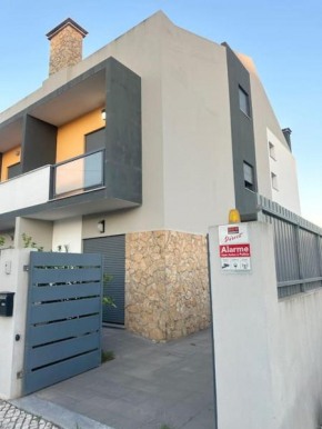 Athena House in Quinta do Conde